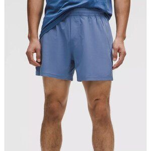 Lululemon Pace Breaker Linerless Short 5" in Oasis Blue Size XS